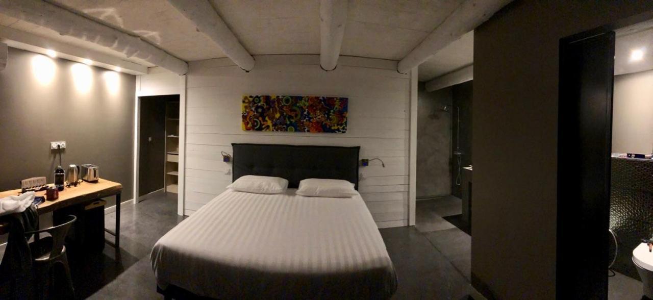 Les Cabanons De Meme Jeannette Bed & Breakfast Порт Вендрес Екстериор снимка